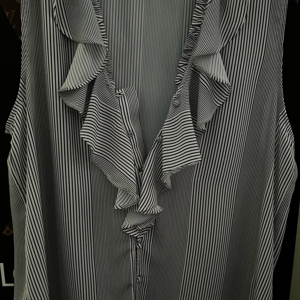 Gorgeous Karl Lagerfeld top